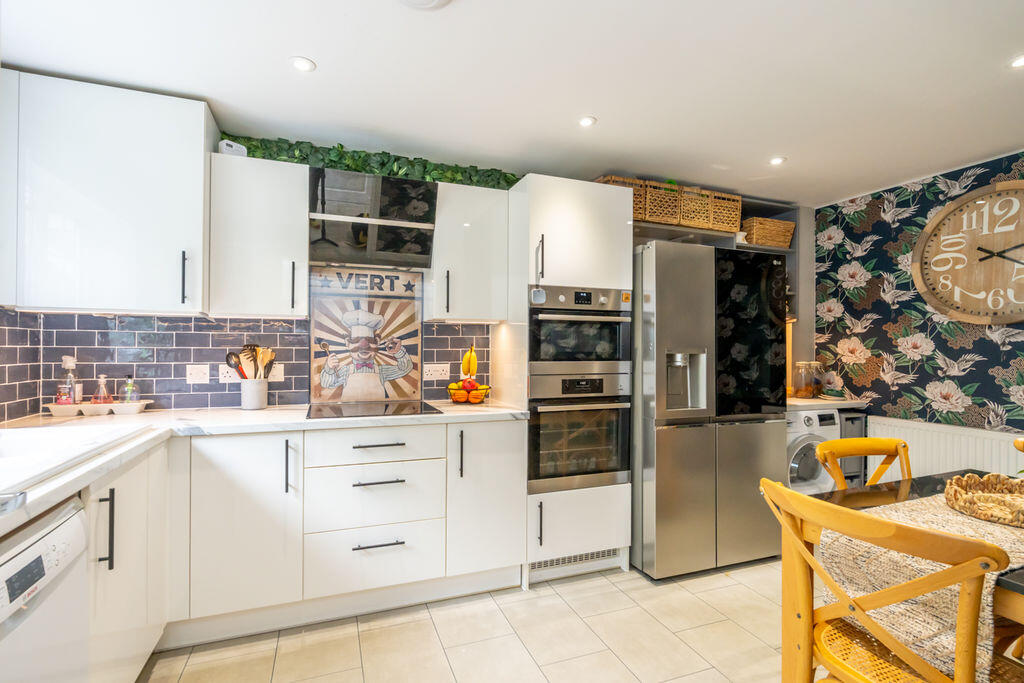 House in Chichester, Westhampnett - View 4
