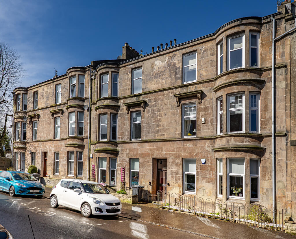 Main image of property: 2/1 44 Kerr Street, Kirkintilloch, Glasgow, G66