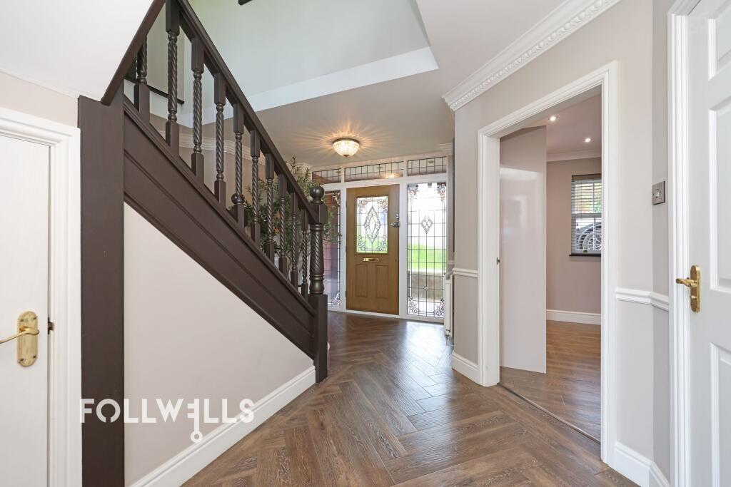 House in Stoke-on-Trent - More
