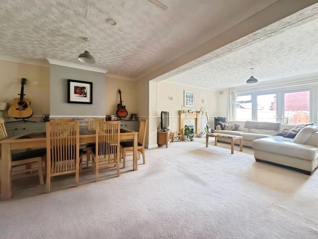 House in Southampton - View 4