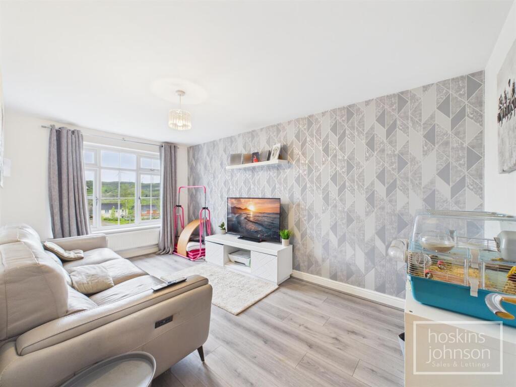 House in Porth, Tonyrefail - View 3