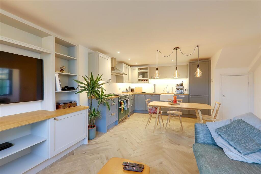 House in Worthing, Broadwater - View 4