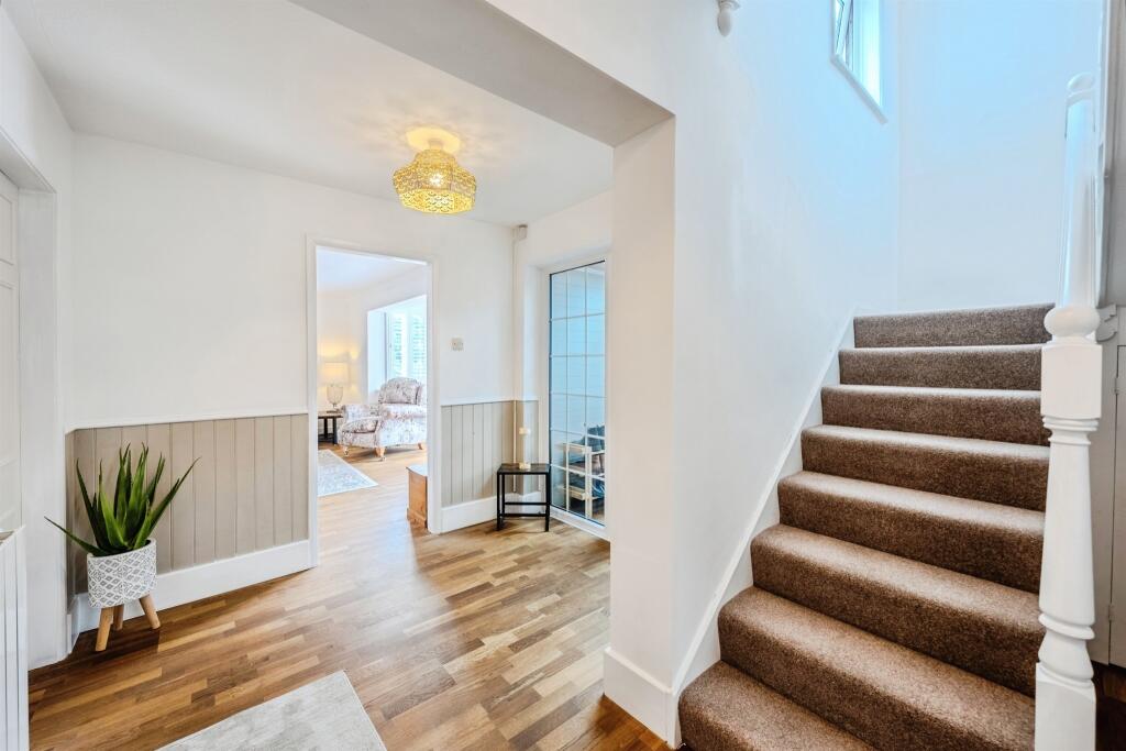 House in Hereford, Credenhill - View 2