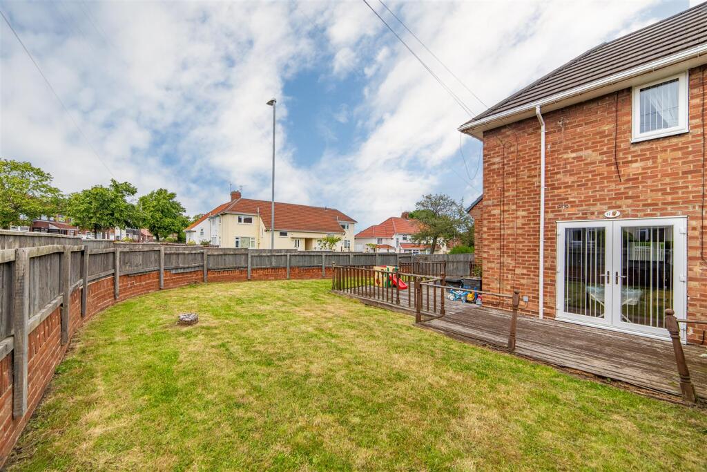 House in Newcastle upon Tyne - View 4