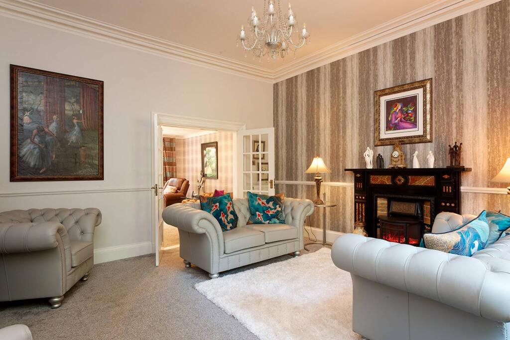 House in Kilmarnock, East Ayrshire - View 3