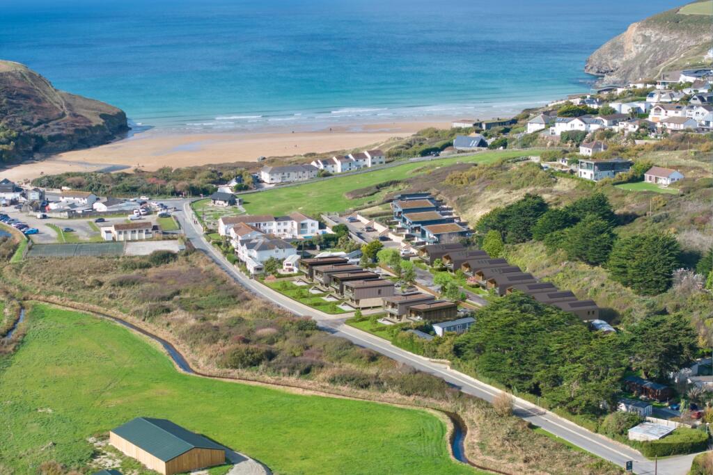 Main image of property: Seagrass, Mawgan Porth, TR8
