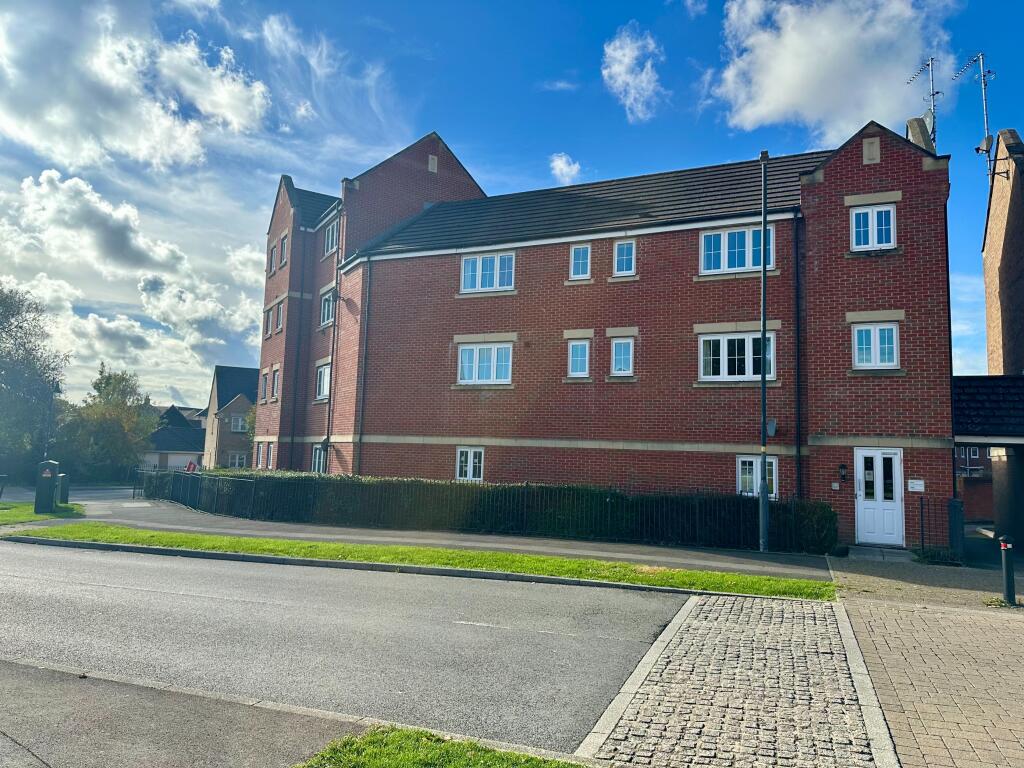 Main image of property: Torun Way, Haydon End, Swindon, SN25