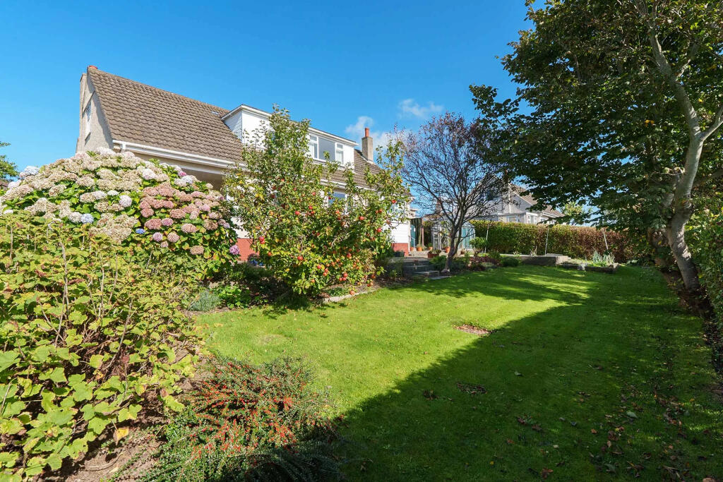 House in Port Erin, Bradda East - View 2