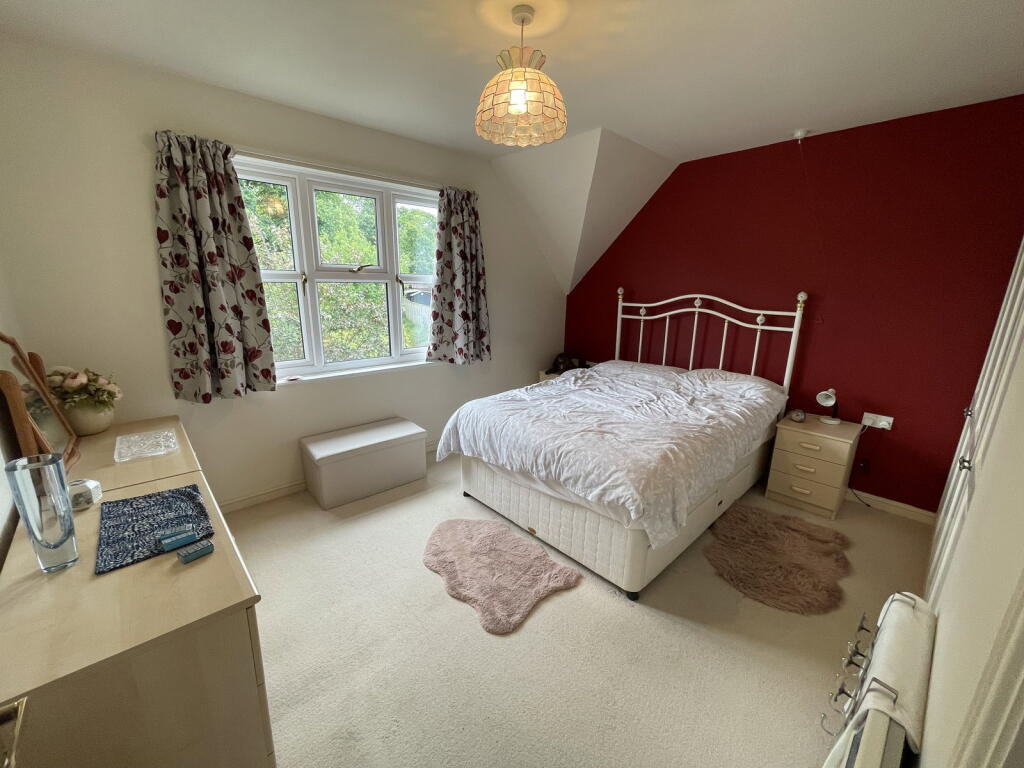 Henley Close,Saxmundham,IP17 1EY photo 5
