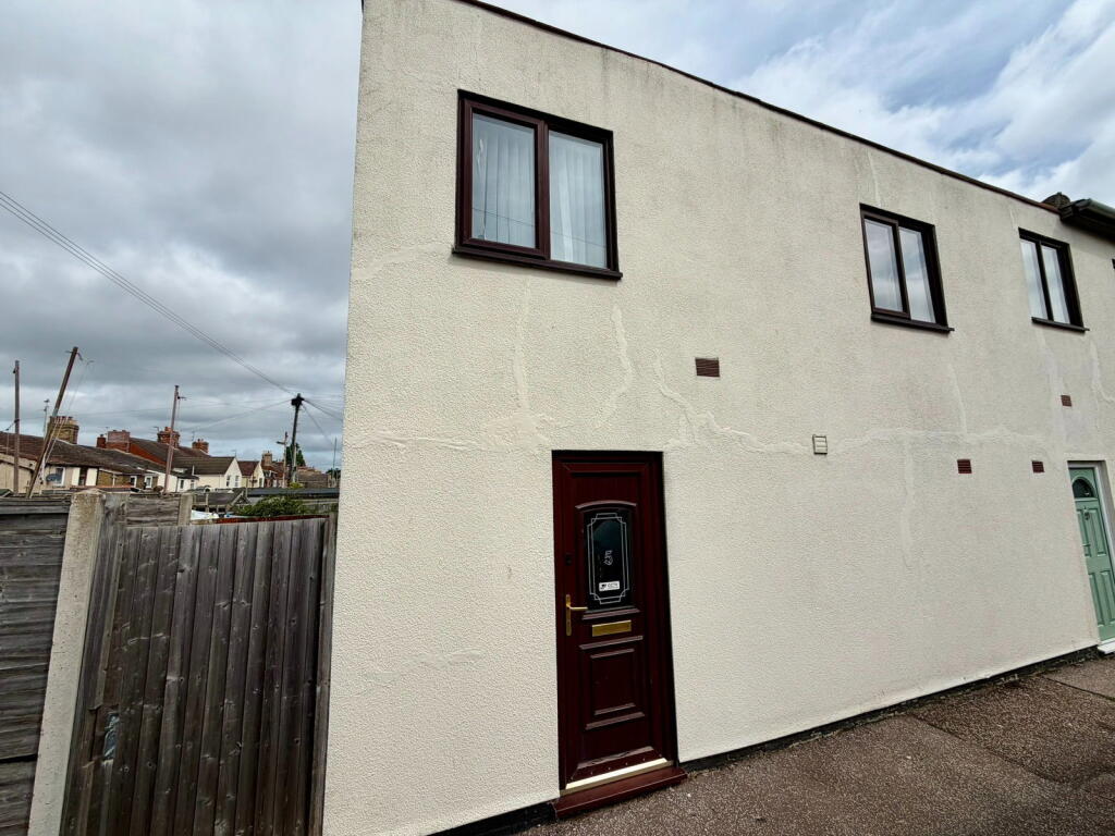 Main image of property: Anchor Street,Lowestoft,NR33 0RA
