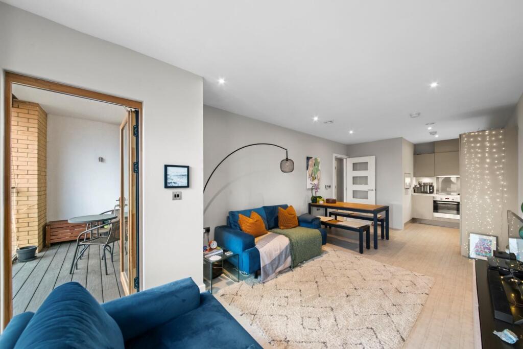 Main image of property: School Passage, Southall