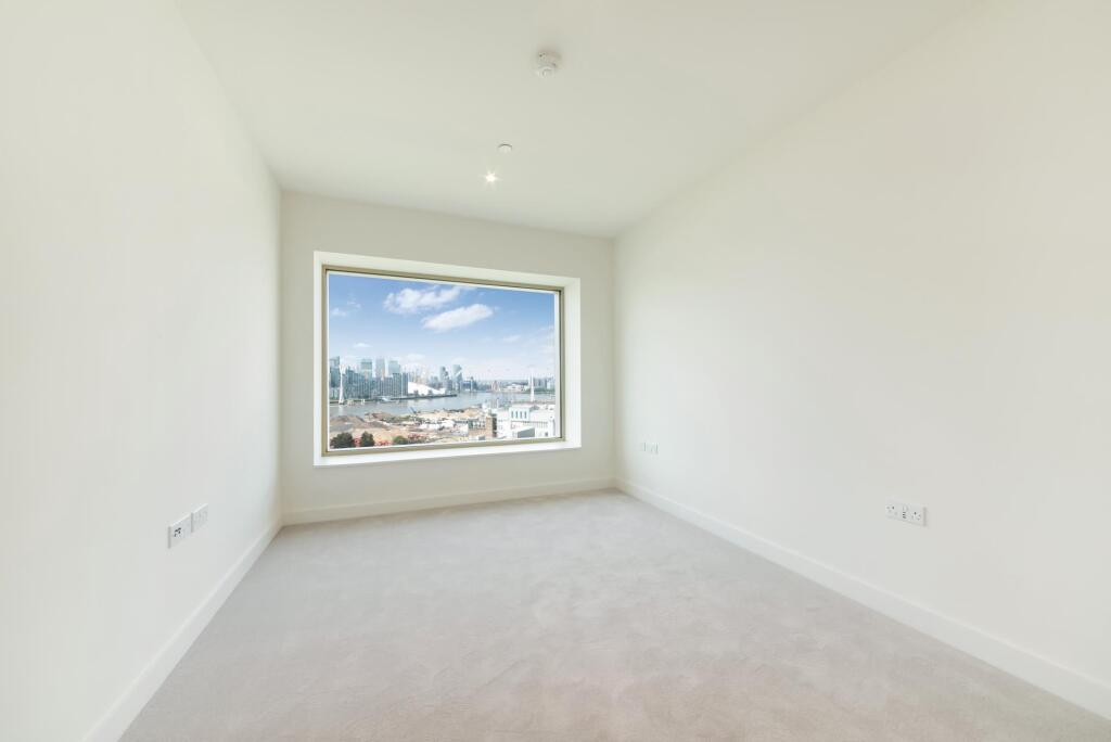 Riverscape, Royal Wharf, London, E16 - View 3