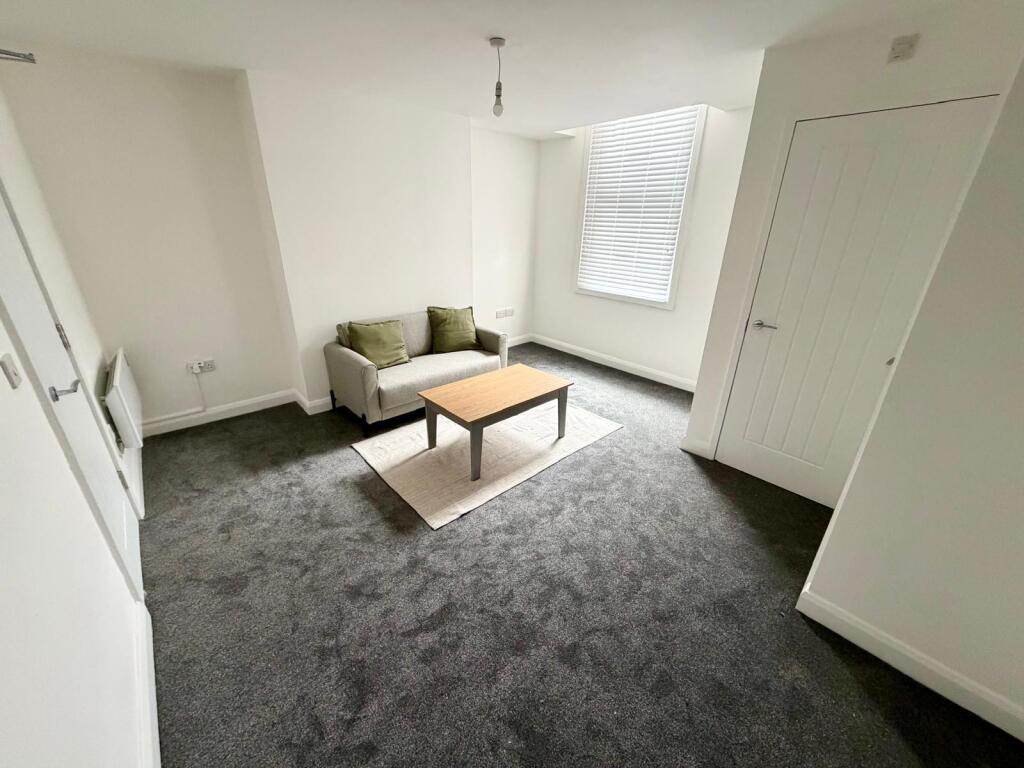 Apartment in Stockton-on-Tees - View 3