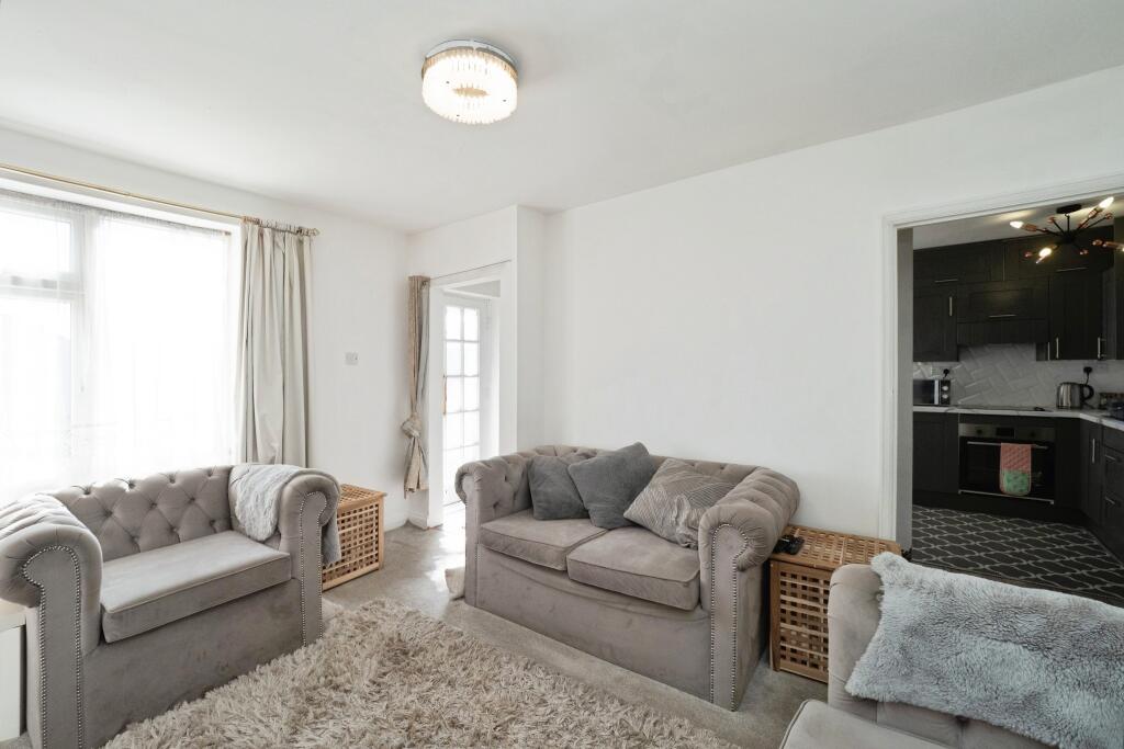 House in Newark and Sherwood, Blidworth - View 3