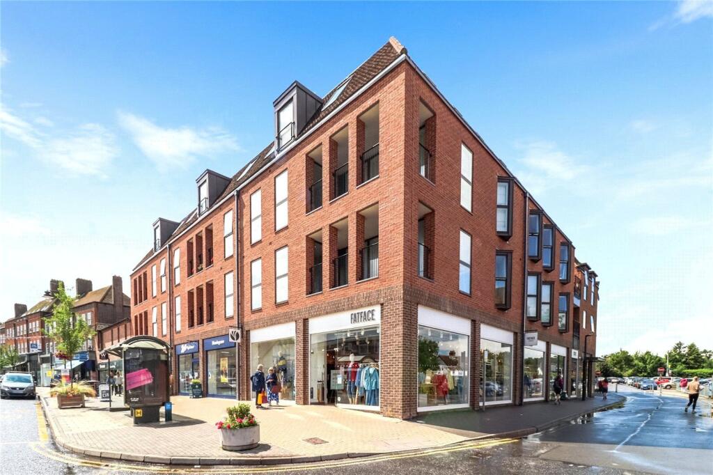 Main image of property: Regent Place, 75 Sycamore Road, Amersham, Buckinghamshire, HP6