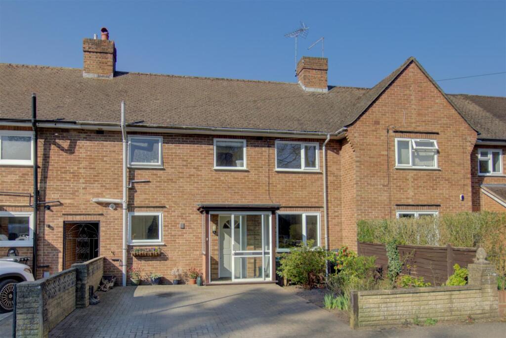 Main image of property: Hillingdon Avenue, Sevenoaks