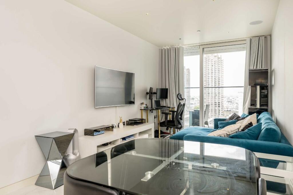 Apartment in London - View 5