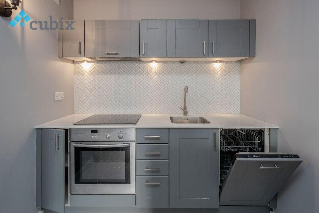 Main image of property: Deals Gateway, London, SE13