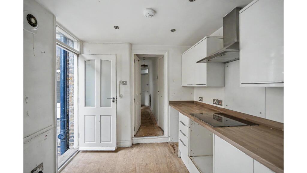 Apartment in London, Clapham Junction - View 3