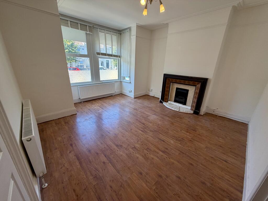 House in Rochester - View 2