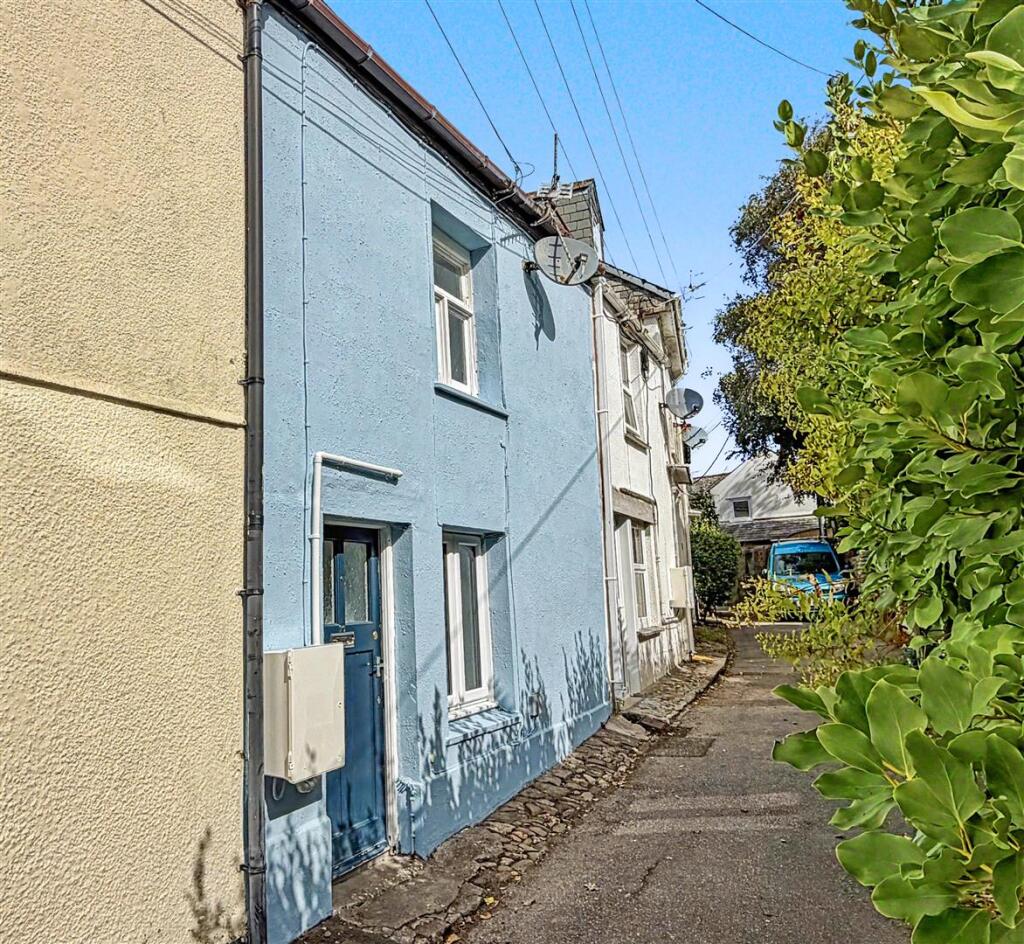 Main image of property: Penryn
