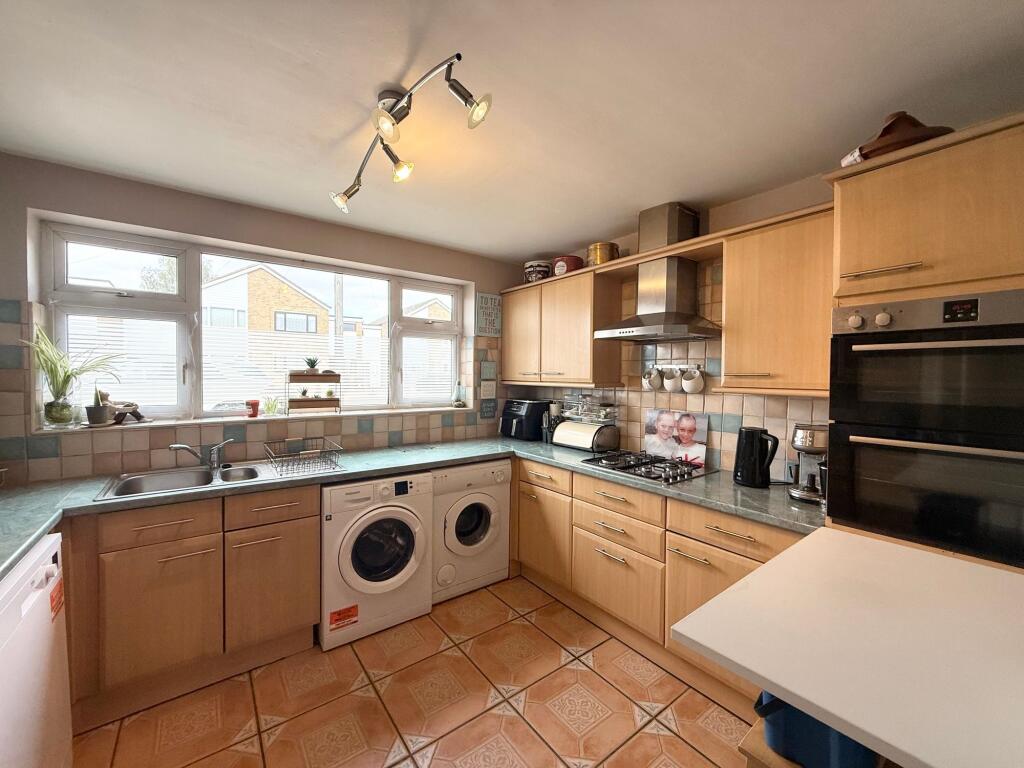 House in Luton, Wigmore - View 4