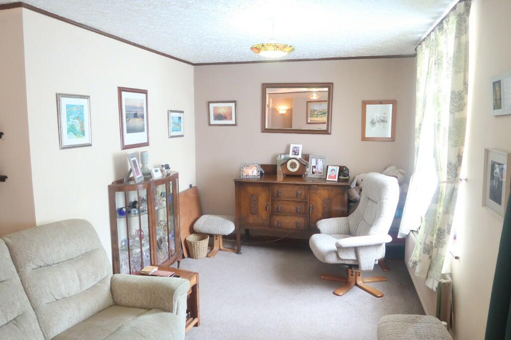 High Street, Argoed, NP12 photo 2