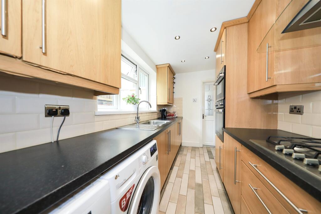 House in Wolverhampton, Penn - View 5
