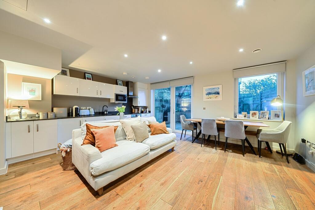 Main image of property: Commerell Street London SE10