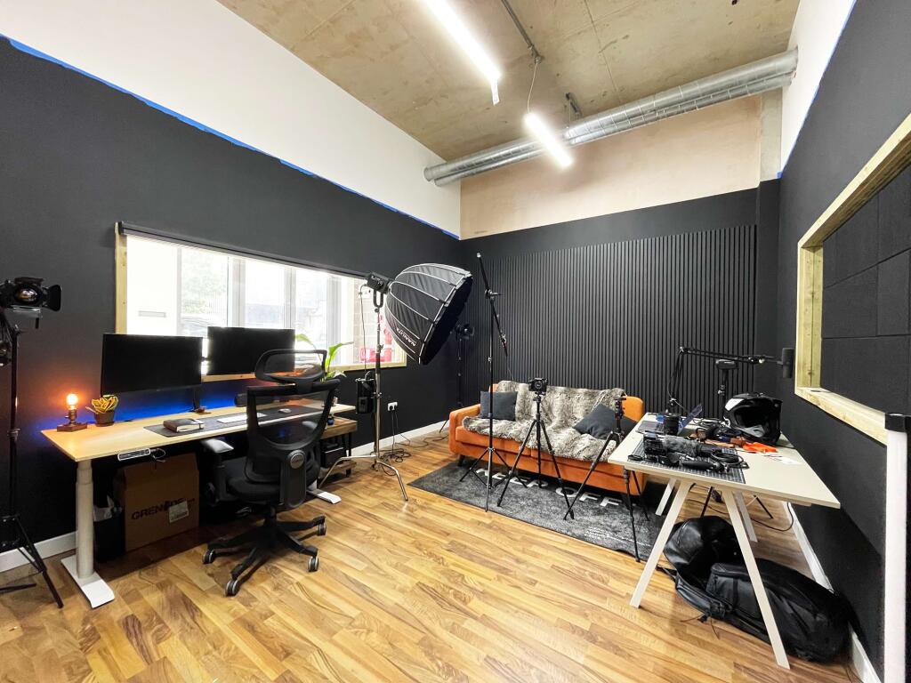 Medium Creative Space