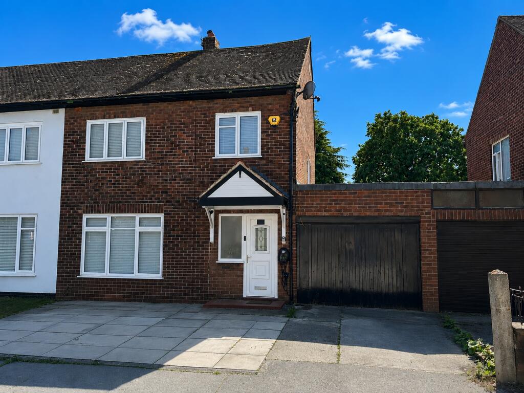 Main image of property: Brooke Avenue, Handforth, Wilmslow, Cheshire, SK9