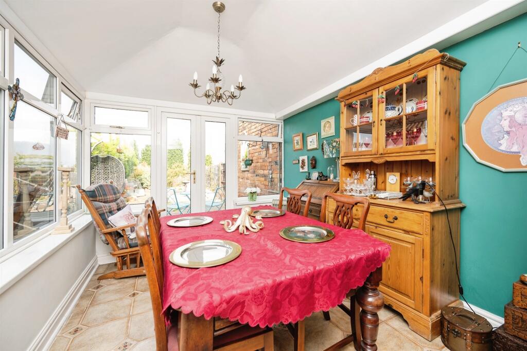 House in Dudley, West Midlands - View 4
