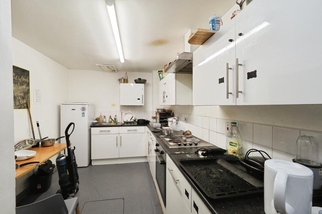 Main image of property: 58-60 Woodgate, Loughborough, LE11