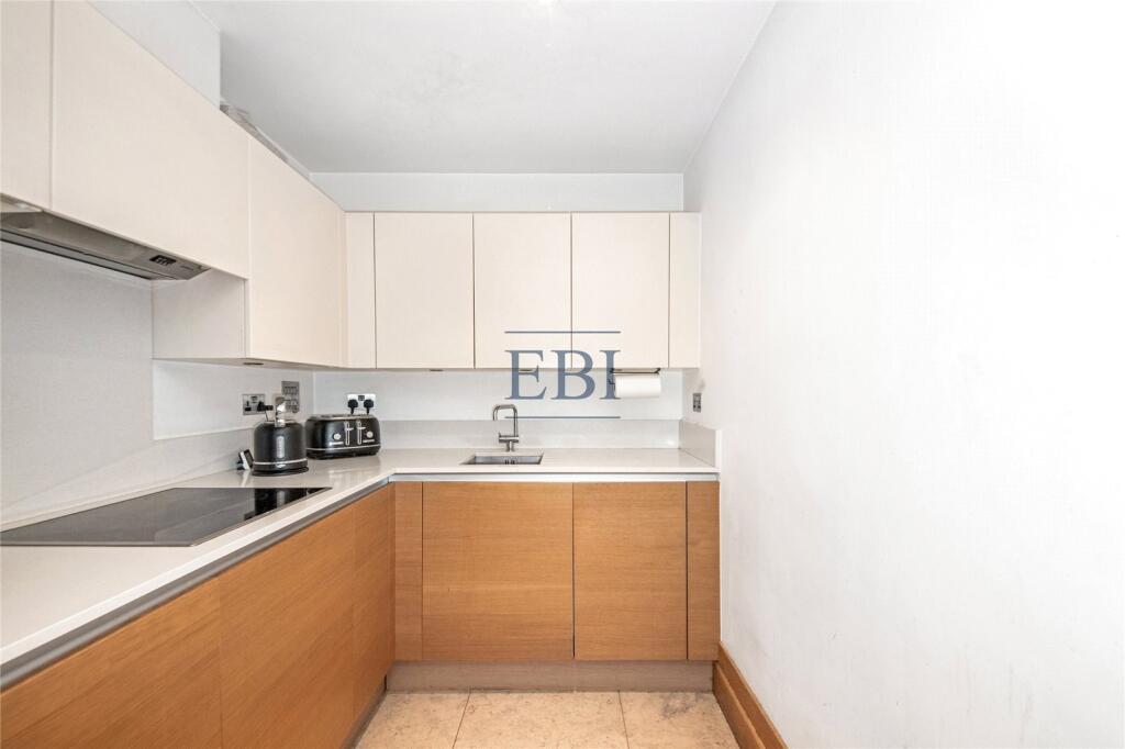 Apartment in London, East Smithfield, Whitechapel - View 5
