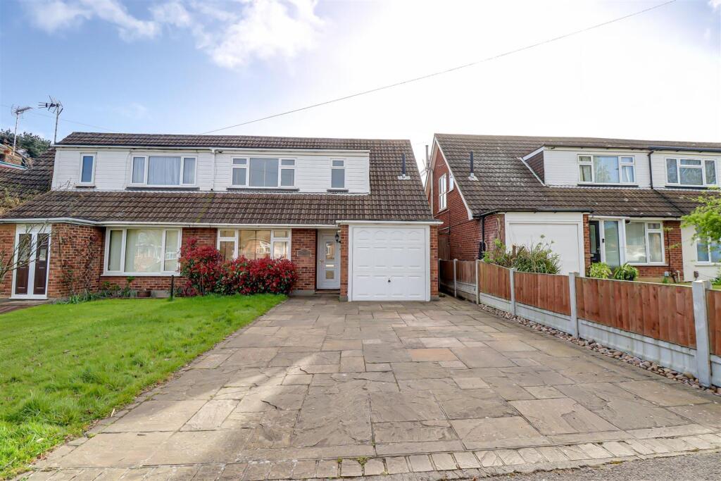 Main image of property: Westbourne Grove, Westcliff-On-Sea