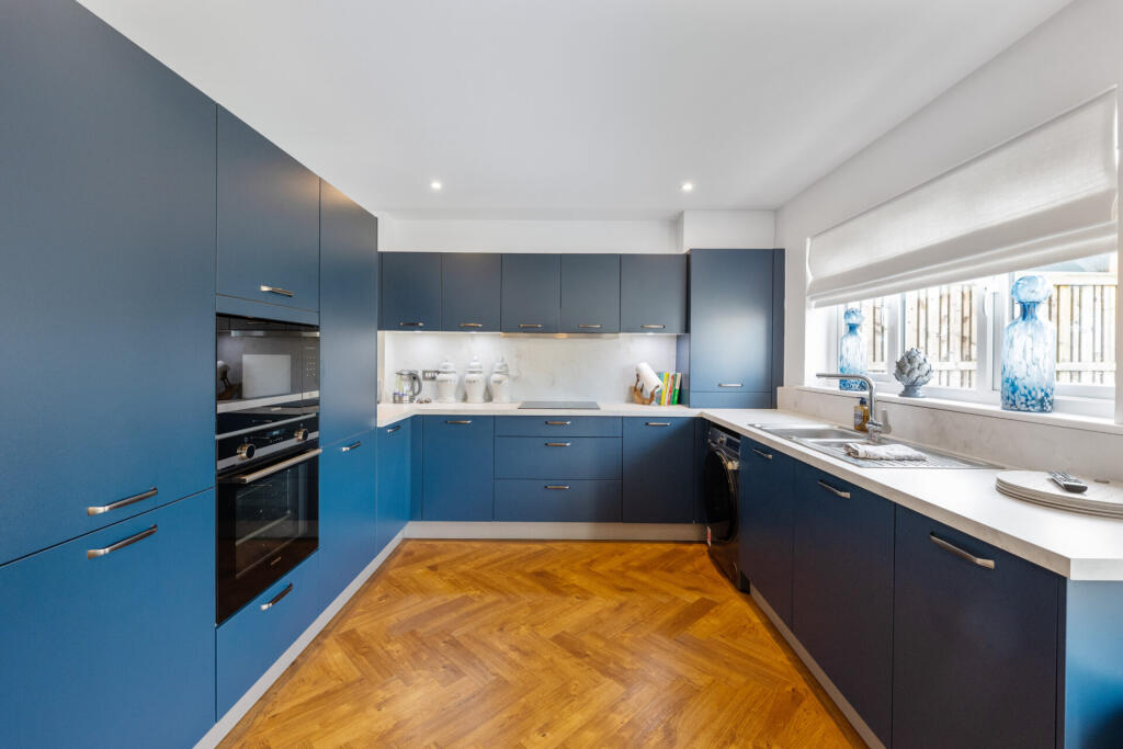House in Jackton, South Lanarkshire - More