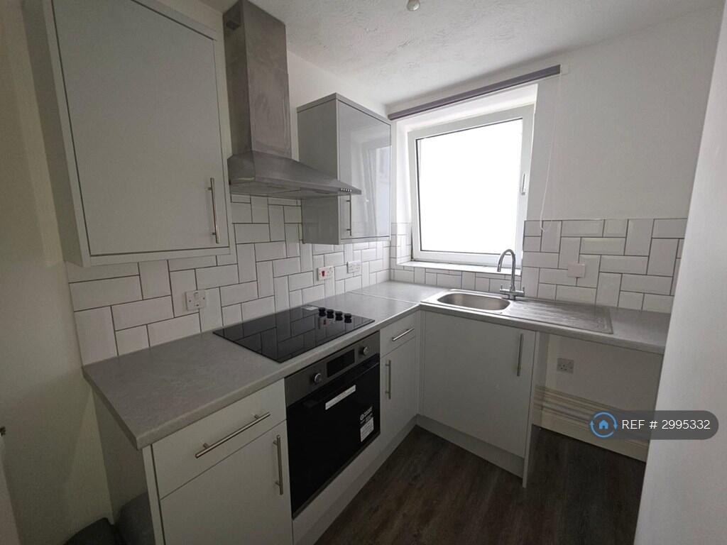 Main image of property: Carlton Court, Southsea, PO5