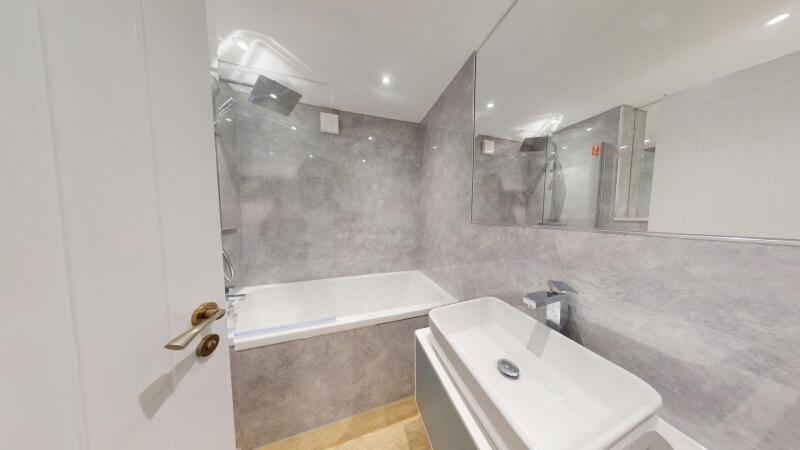 House in York - View 4
