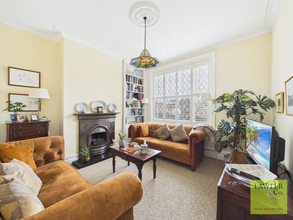 House in Poynton, Hockley - View 3