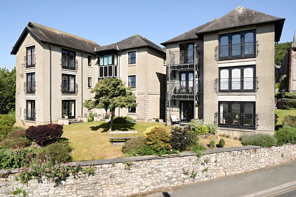 Main image of property: 16 Crown Hill, Main Street, Grange over Sands, LA11 6AB