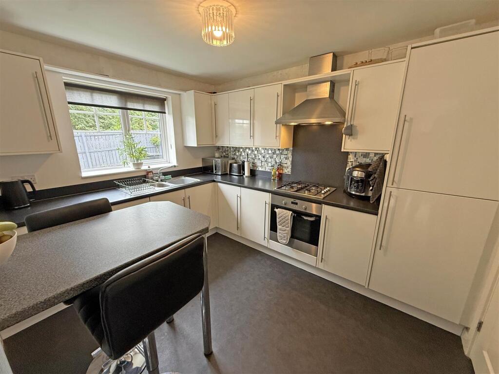 House in Newcastle upon Tyne - View 4