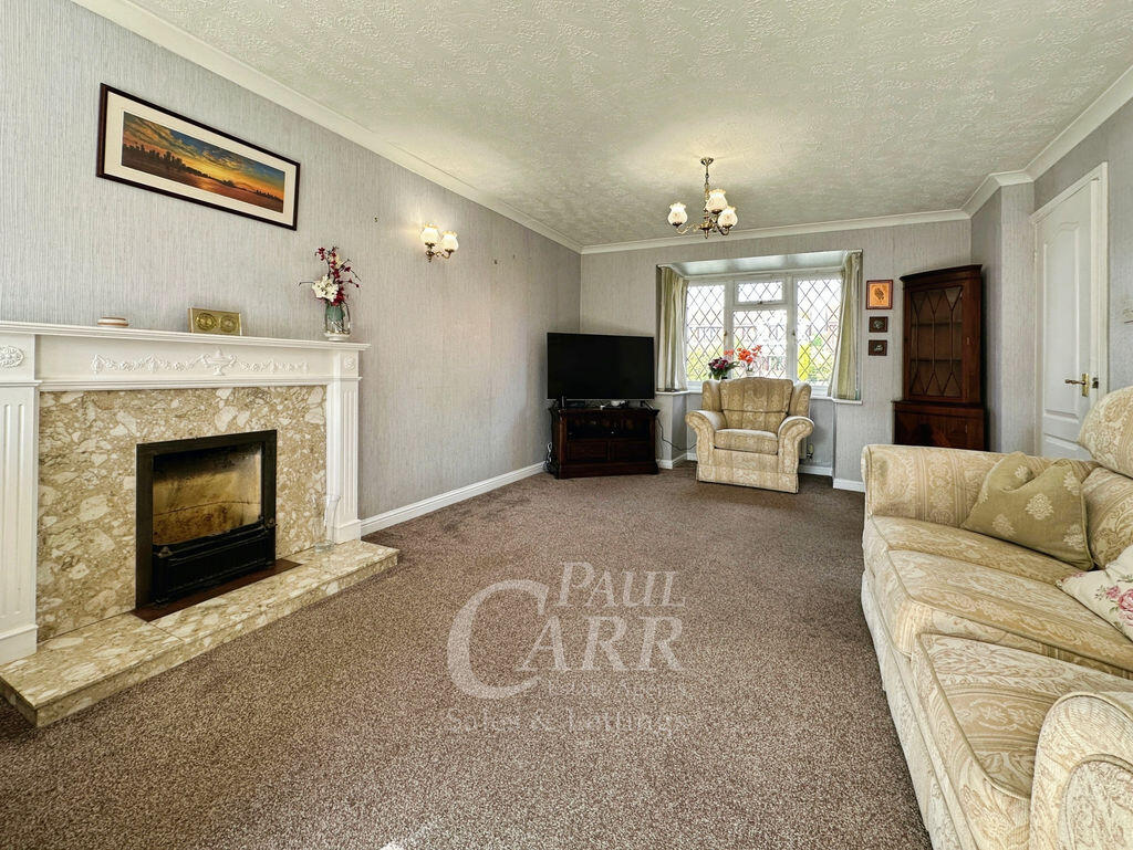 House in Walsall, West Midlands - View 2