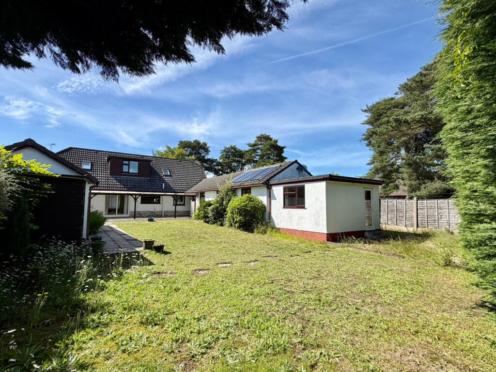 Verwood, BH31 6BP photo 5