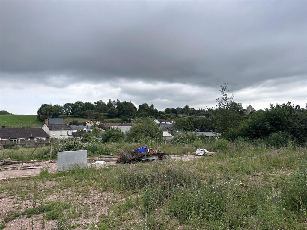 Kentisbeare, Cullompton
