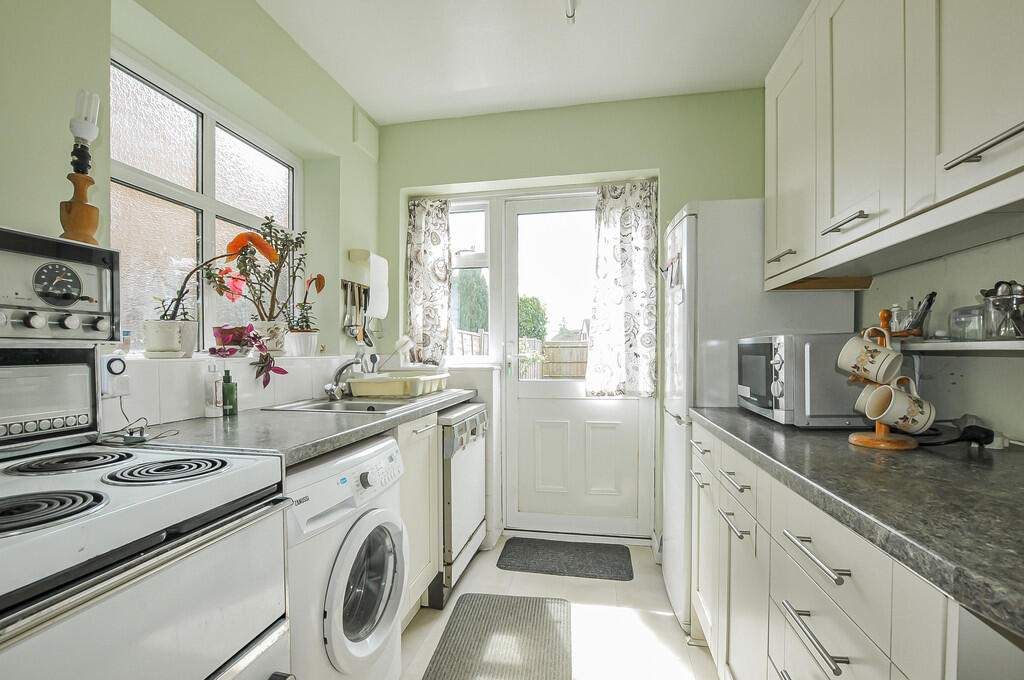 House in Denham Green, Denham - View 2