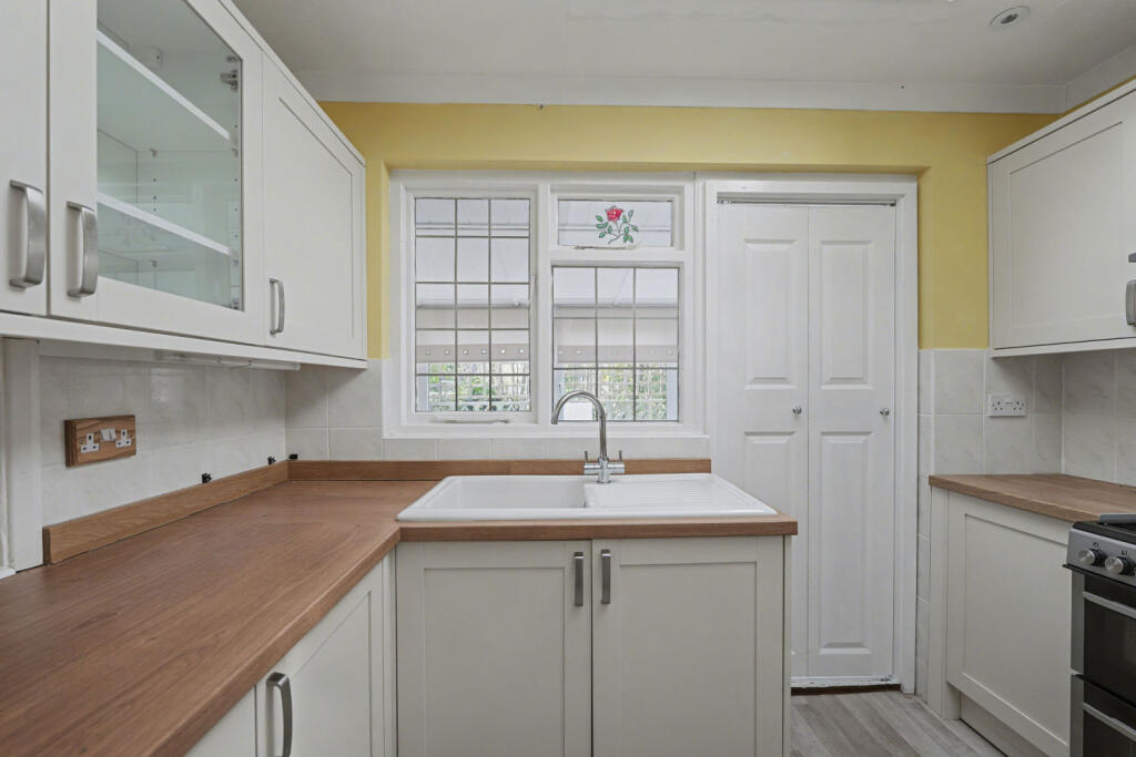 House in Portsmouth - View 4