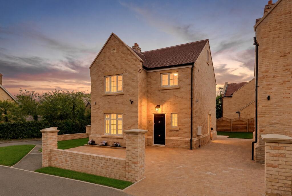 Main image of property: Ashlea 1, Potton Road, Hilton, Huntingdon, Cambridgeshire, PE28 9NG