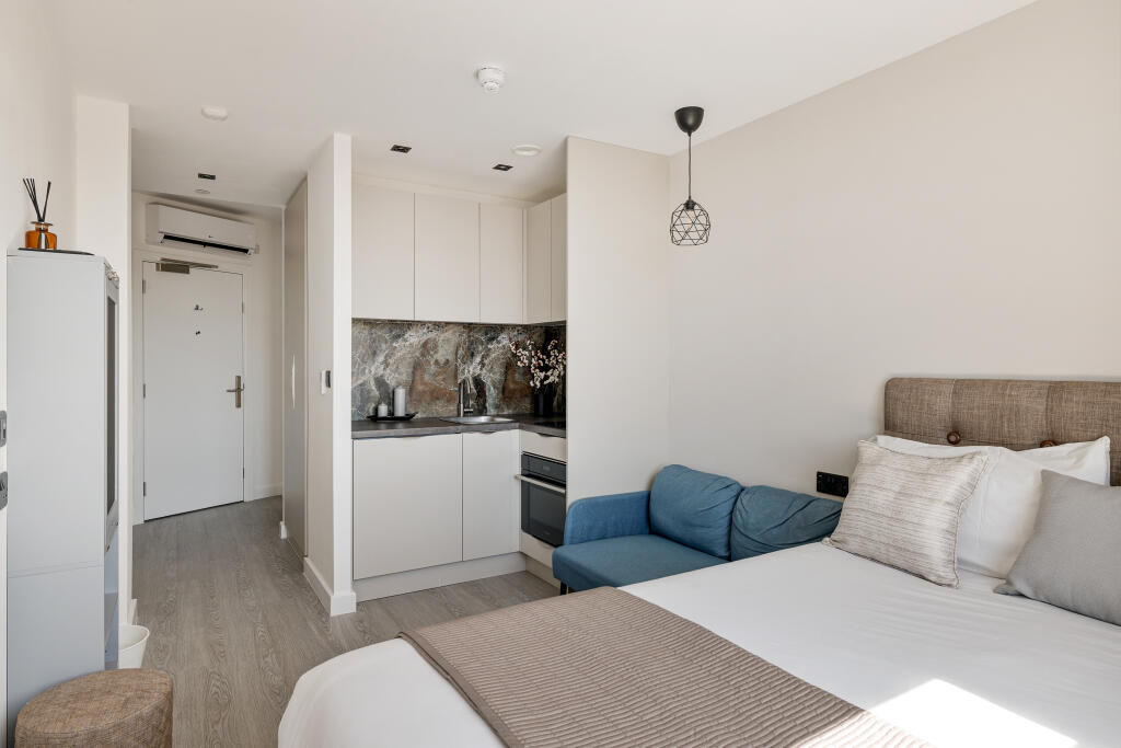 Main image of property: Flat 103, 35 Lowlands Road, Harrow, HA1 3WP