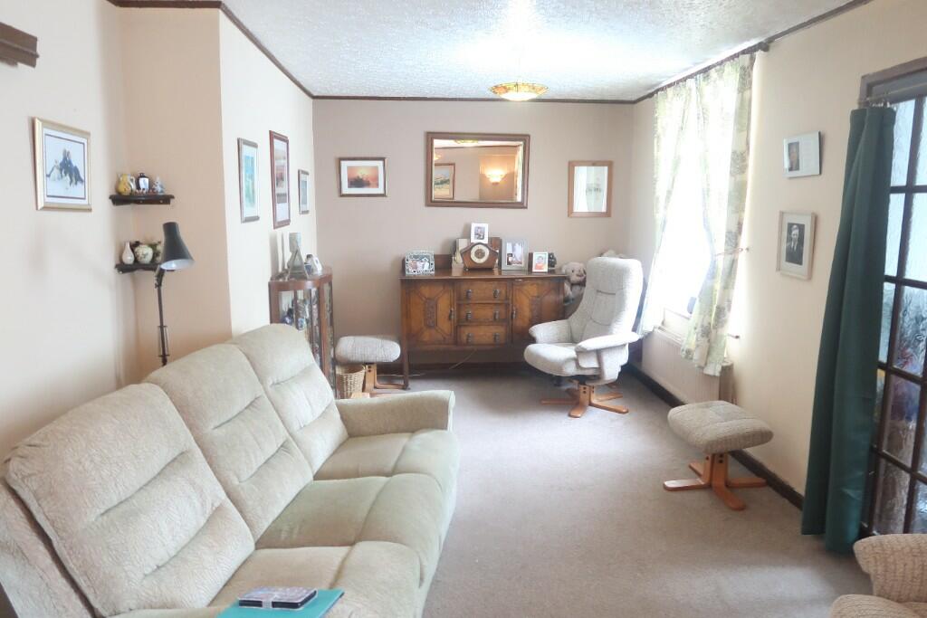 High Street, Argoed, NP12 photo 3