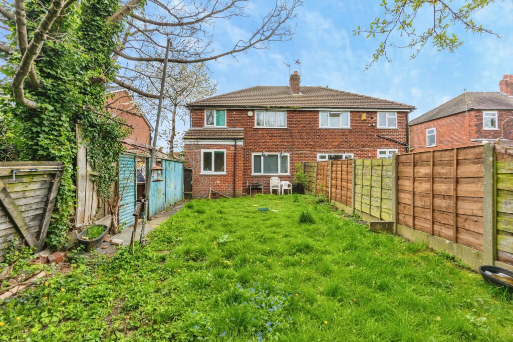 House in Manchester, Whalley Range - View 3